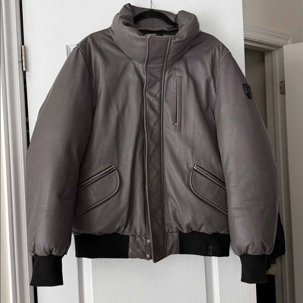 RUDSAK Men's Gray Puffer Jacket with Fur Trim - Picture 8 of 8